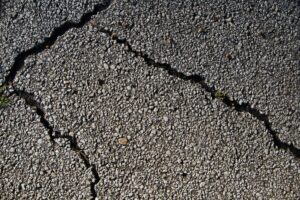 5 Tips To Fill Cracks In Asphalt In San Diego